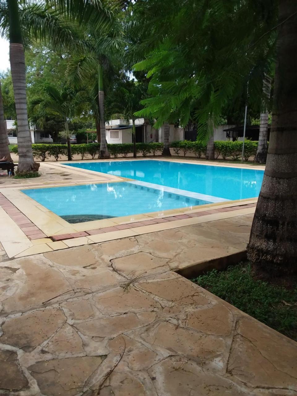 Royal Palms Apartment A4 Mombasa Exterior photo