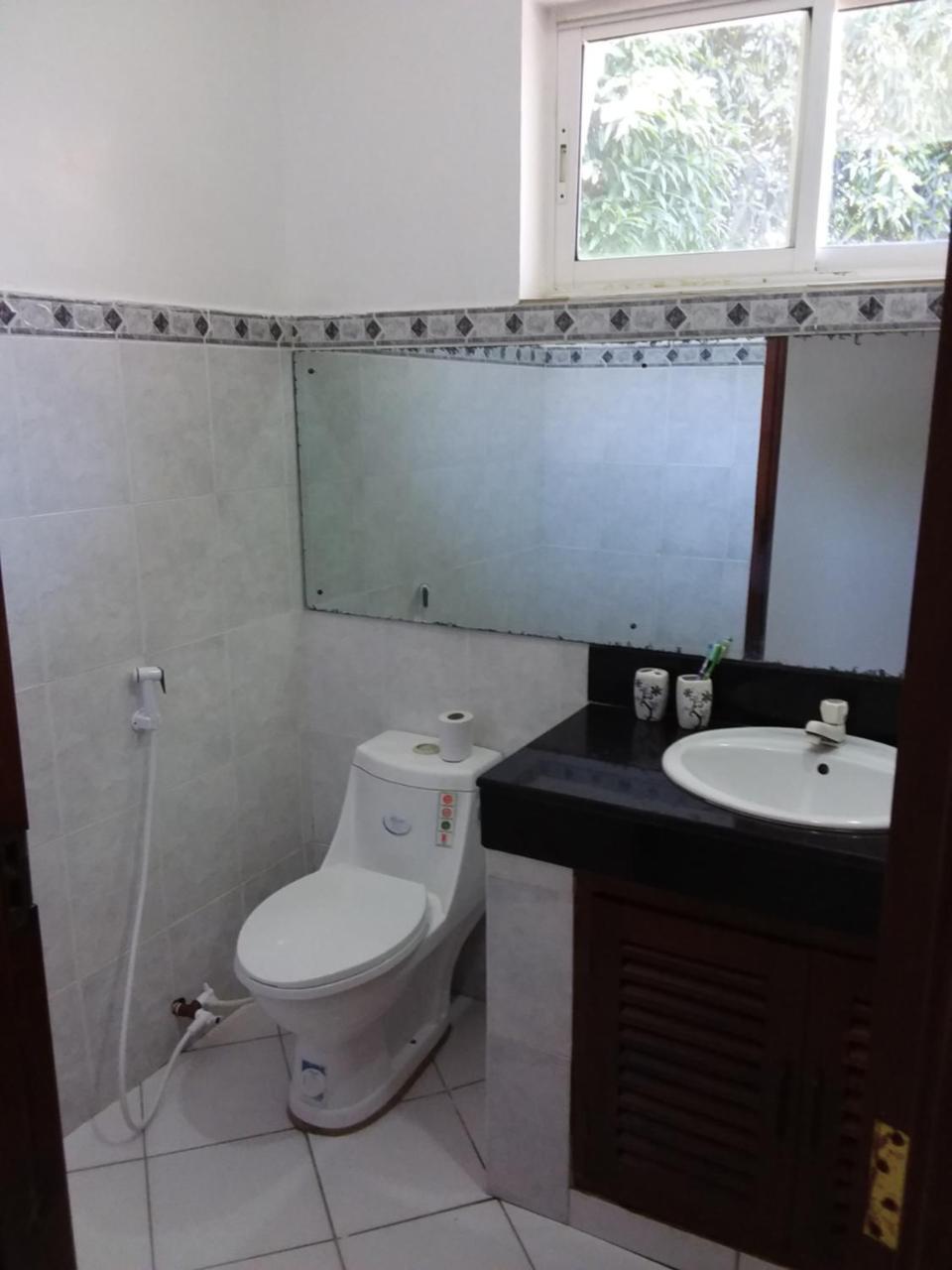 Royal Palms Apartment A4 Mombasa Exterior photo